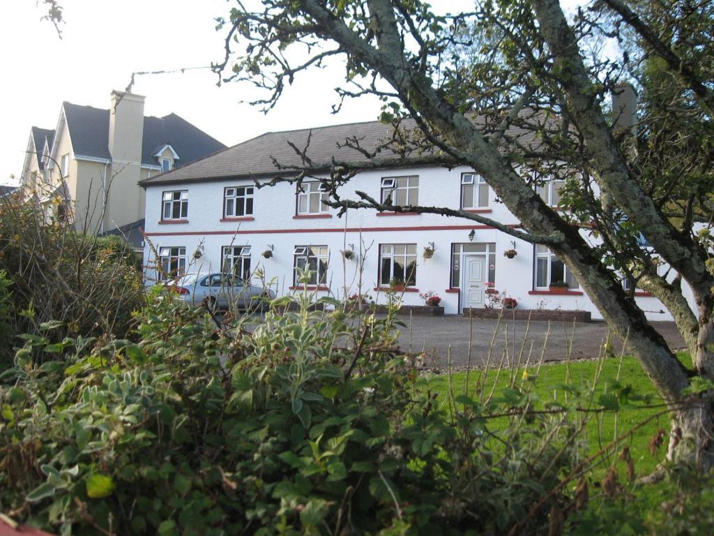 Hotel Woodlawn House à Killarney Extérieur photo