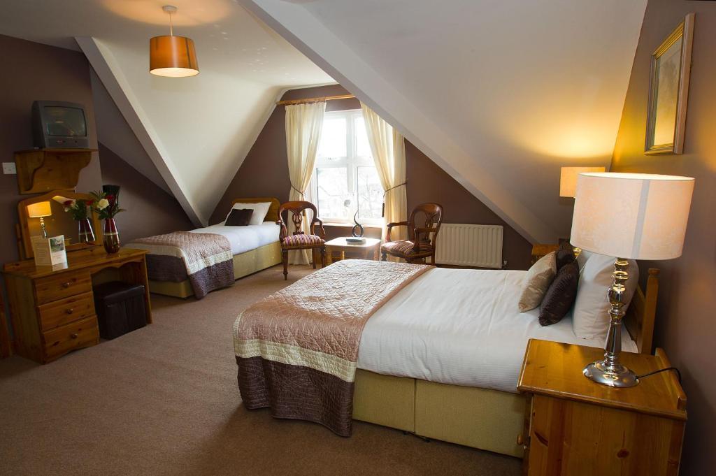 Hotel Woodlawn House à Killarney Extérieur photo